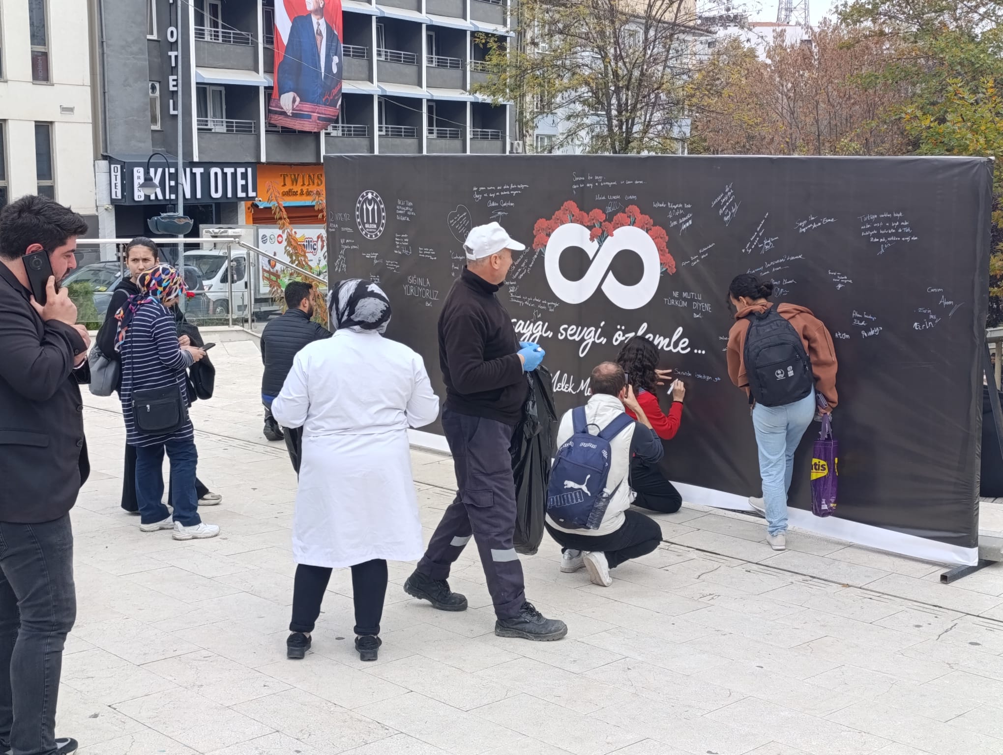 Atatürk Parkında Duygusal Anlar 5333