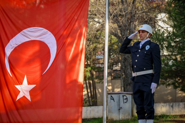 B I R U L U S U N Z L E M I C U M H U R I Y E T I N I S I G I N D A 5312