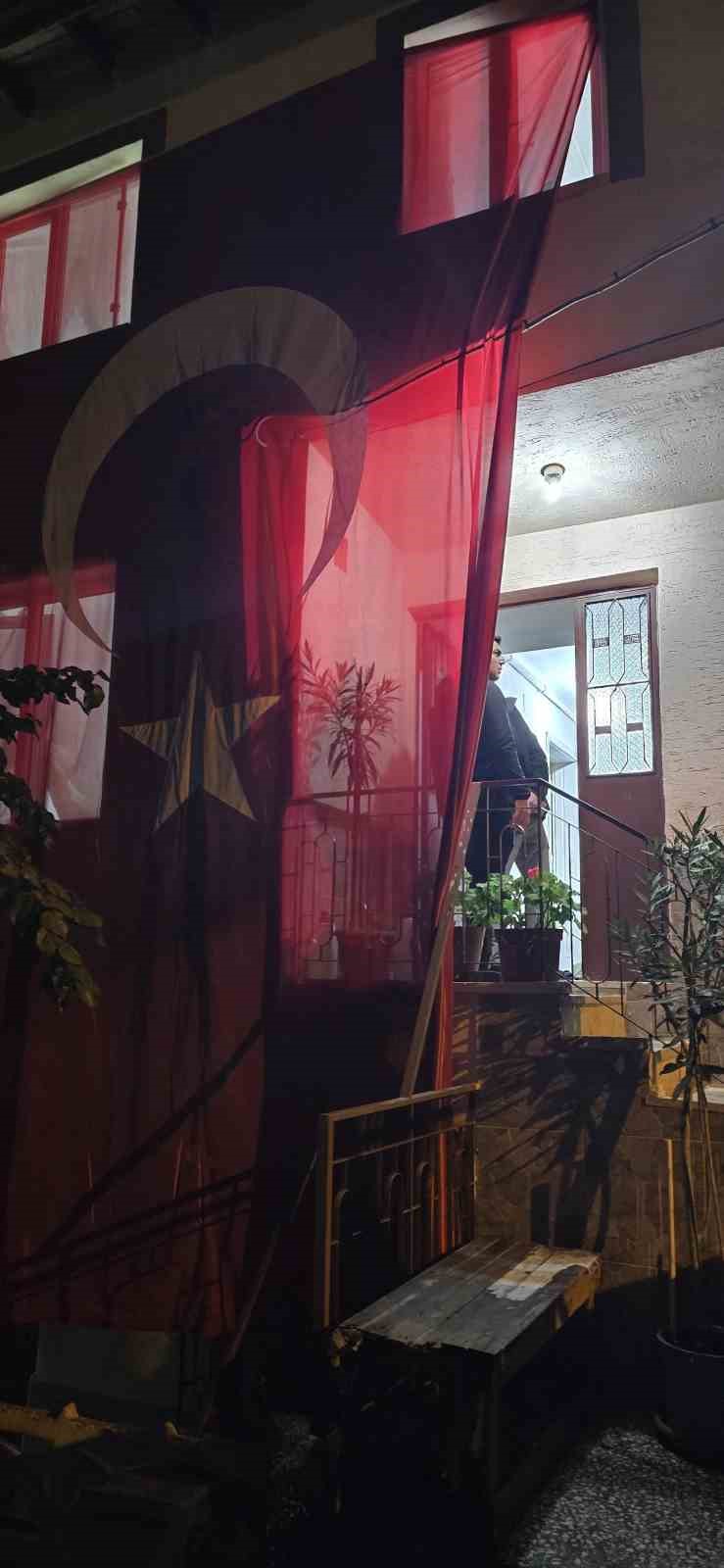 Bilecik Valisi Sözer, Şehit Astsubay Üstçavuş İlhan Ongan’ın Baba Ocağını Ziyaret Etti 5425