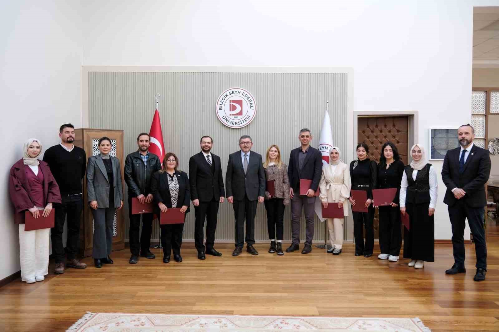 Bilecik’in Kokusu Artık Şişelerde 5263