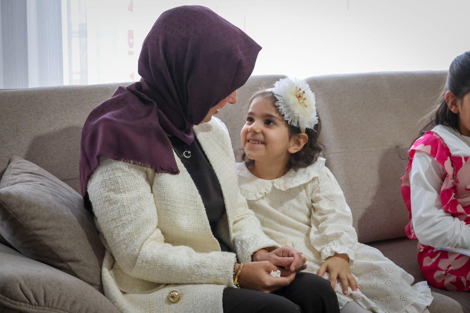 Bir Tebessüm, Dünyaları Değiştirir 5360