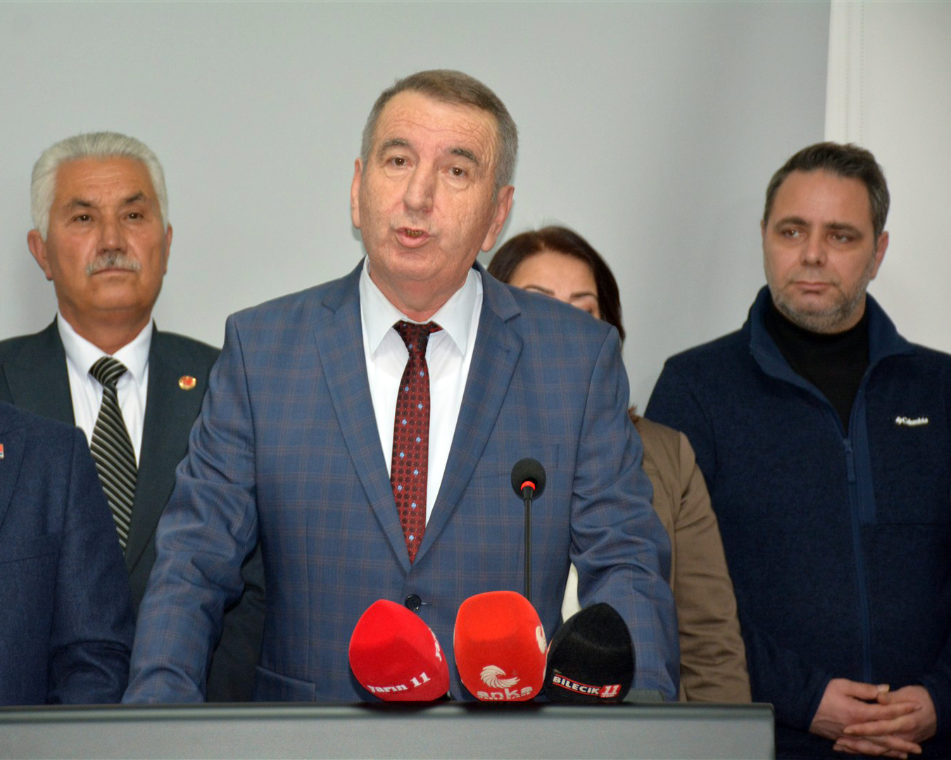 C H P D E N G L F E S T C I K I S I 5868