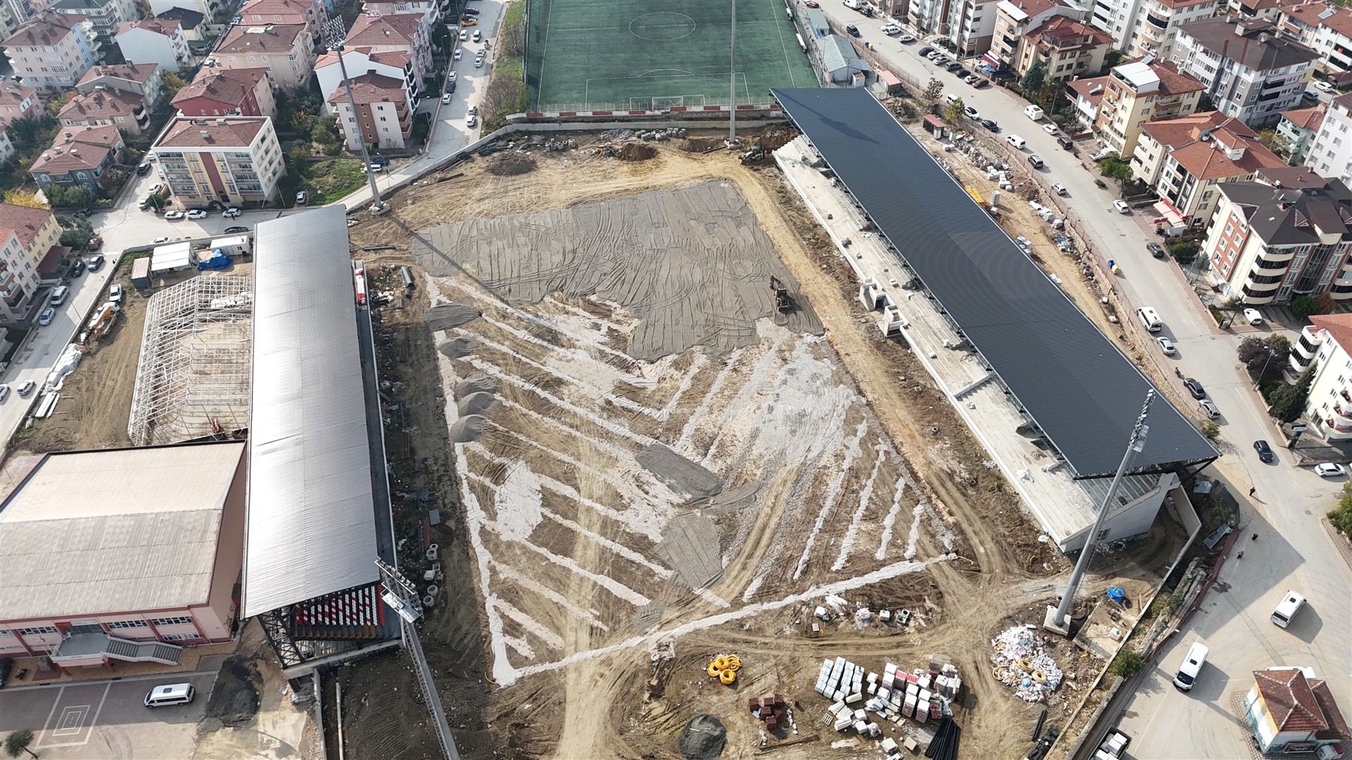 Edebali Stadında Tehlikeli Çatlak 5115