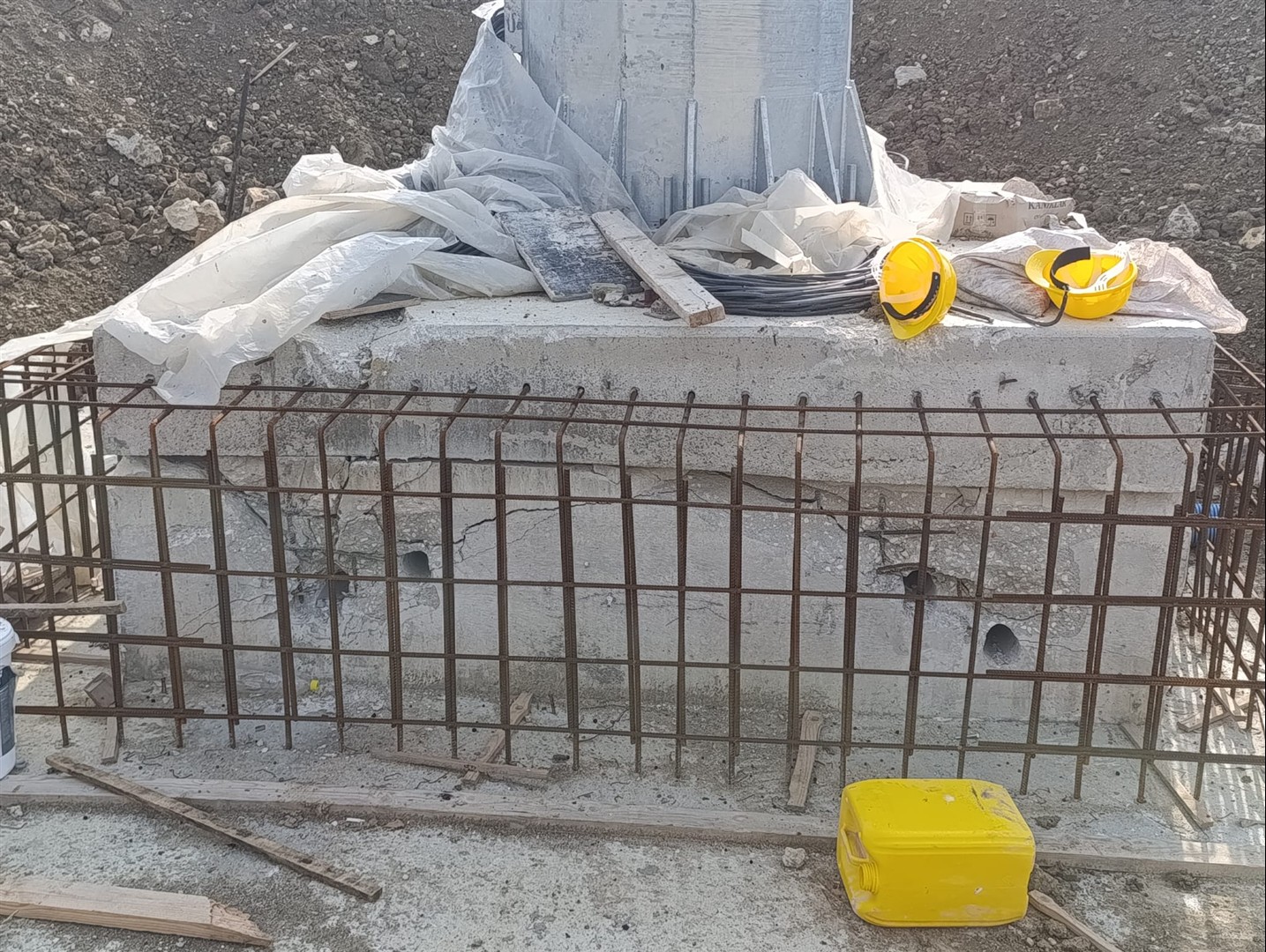 Edebali Stadında Tehlikeli Çatlak 5118