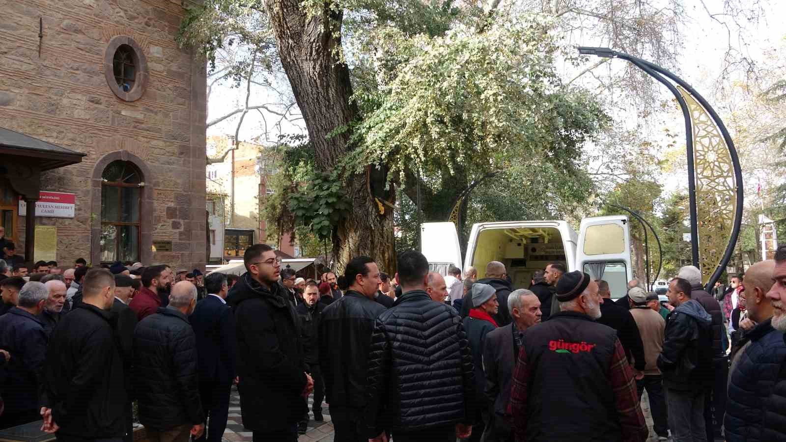 Eşi Tarafından Öldürülen Kadın Son Yolculuğuna Uğurlandı 5841