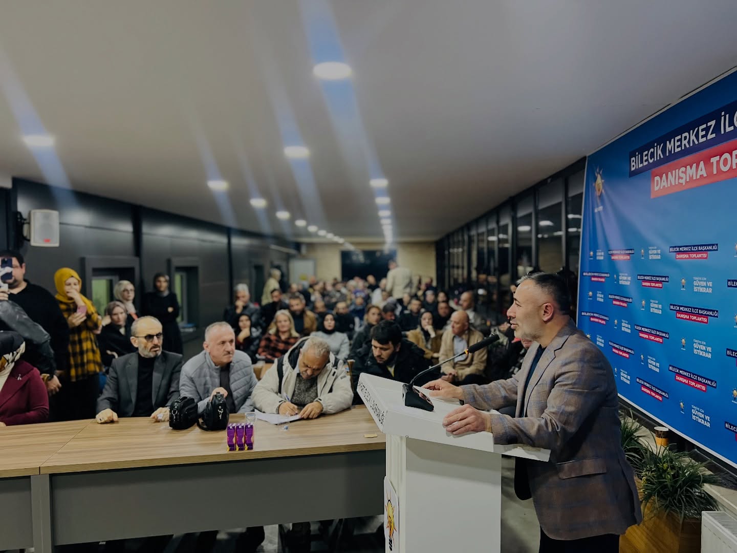 (Gündeme) Ak Parti Merkez İlçe Danışma Meclisi Toplandı 6329