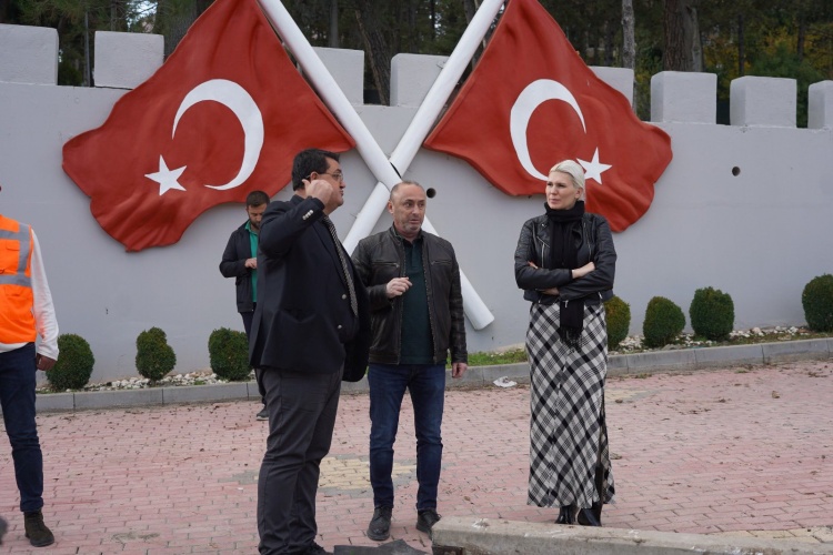 H A M S U 039 D A C A L I S M A L A R I I N C E L E D I 5932