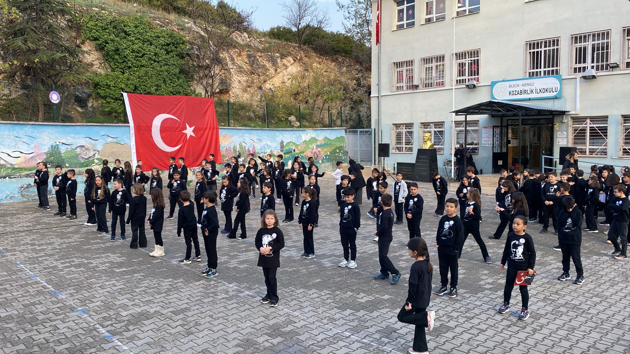 K O Z A B I R L I K I L K O K U L U N D A M U H T E S E M 10 K A S I M E T K I N L I G I 5200