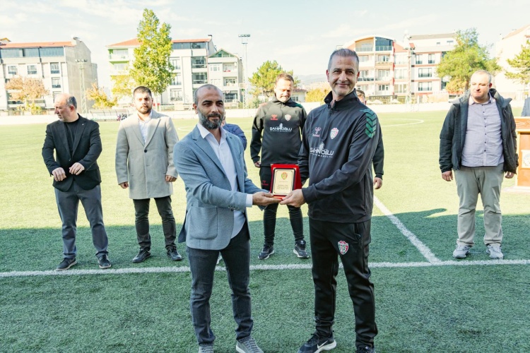 O S M A N E L I S P O R 039 D A N T A R I H T E B I R I L K 5735