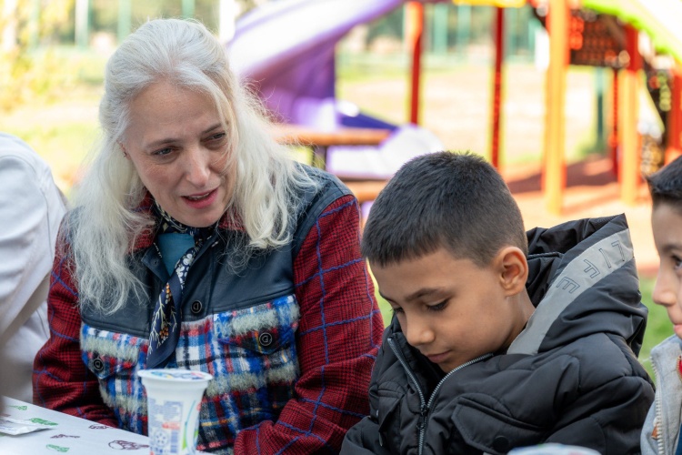 P O L I S K A L B I N D E H E R C O C U G A Y E R V A R 4826