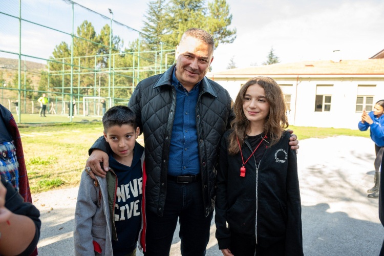 P O L I S K A L B I N D E H E R C O C U G A Y E R V A R 4827