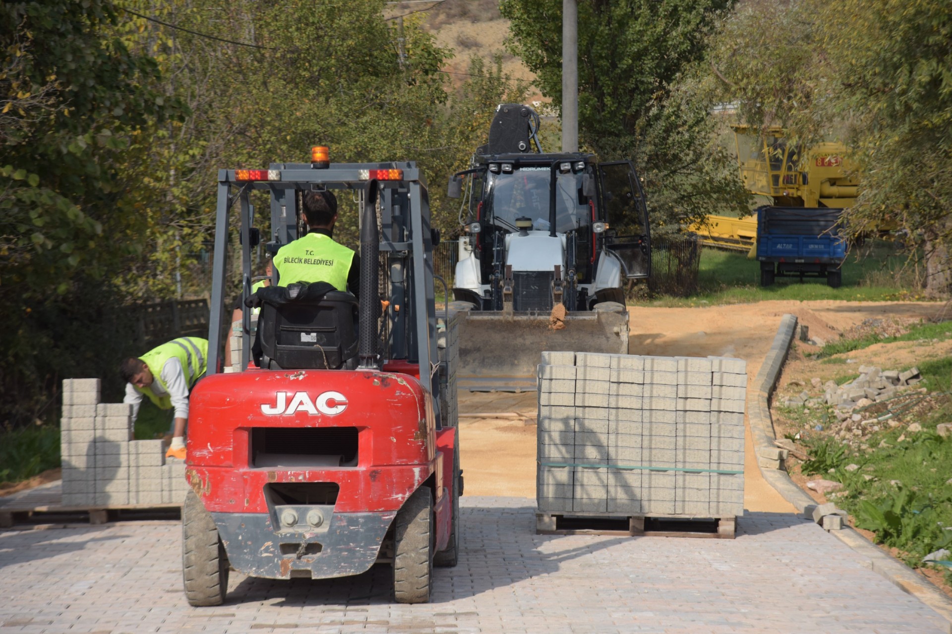 Peli̇tözü Çamur Ve Tozdan Kurtuluyor 5169