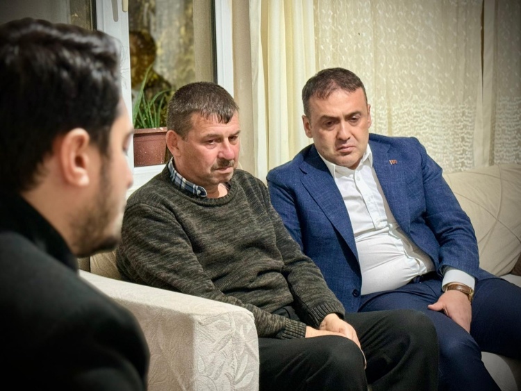 S E H I D I M I Z I N A D I N E S I L L E R E E M A N E T 6301