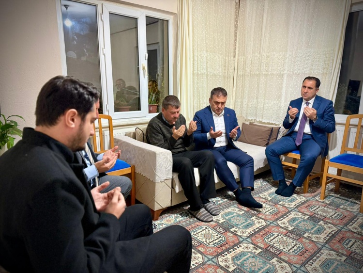 S E H I D I M I Z I N A D I N E S I L L E R E E M A N E T 6304