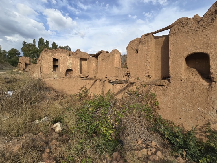 T A S L A R I Y L A F I L M L E R E I L H A M V E R E N K O Y 5492