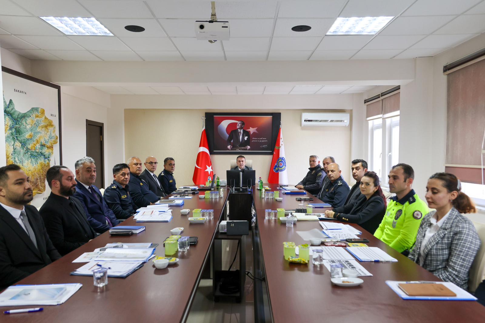 Vali Sözerden Emniyete Ziyaret 5088