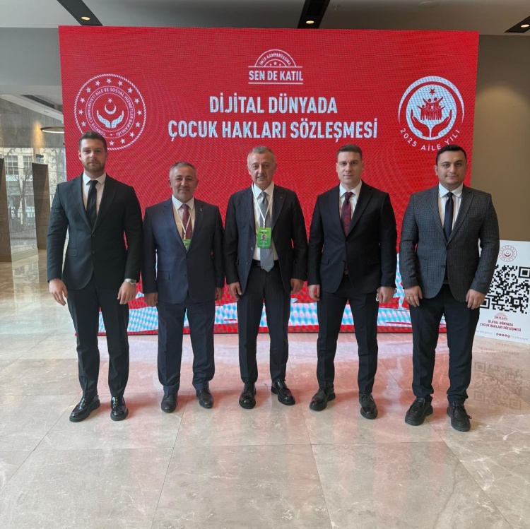 A K P A R T I B I L E C I K 039 T E N A N K A R A C I K A R M A S I 7992