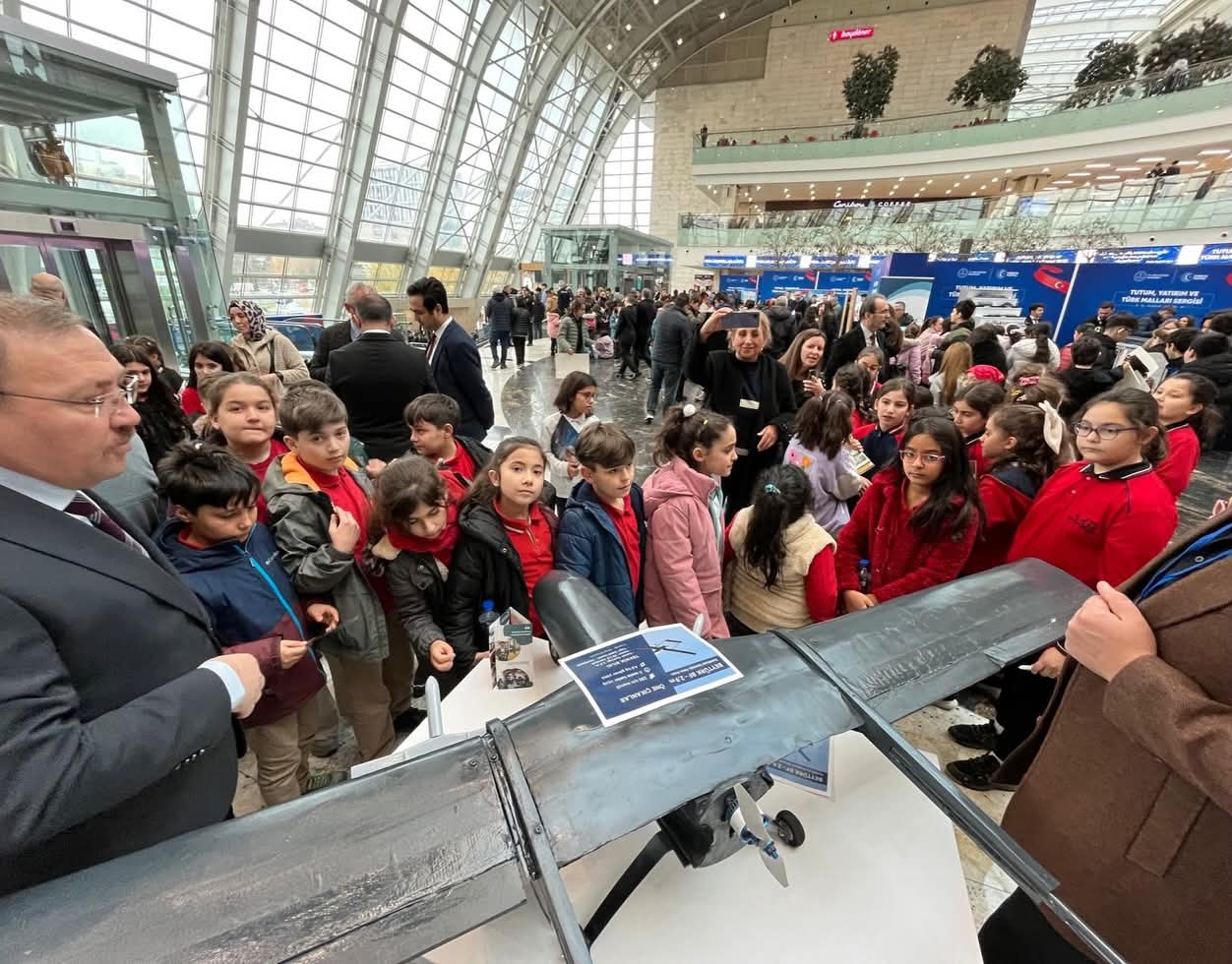 Alfa Kurt Kamikaze İha Sahneye Çıktı 7488