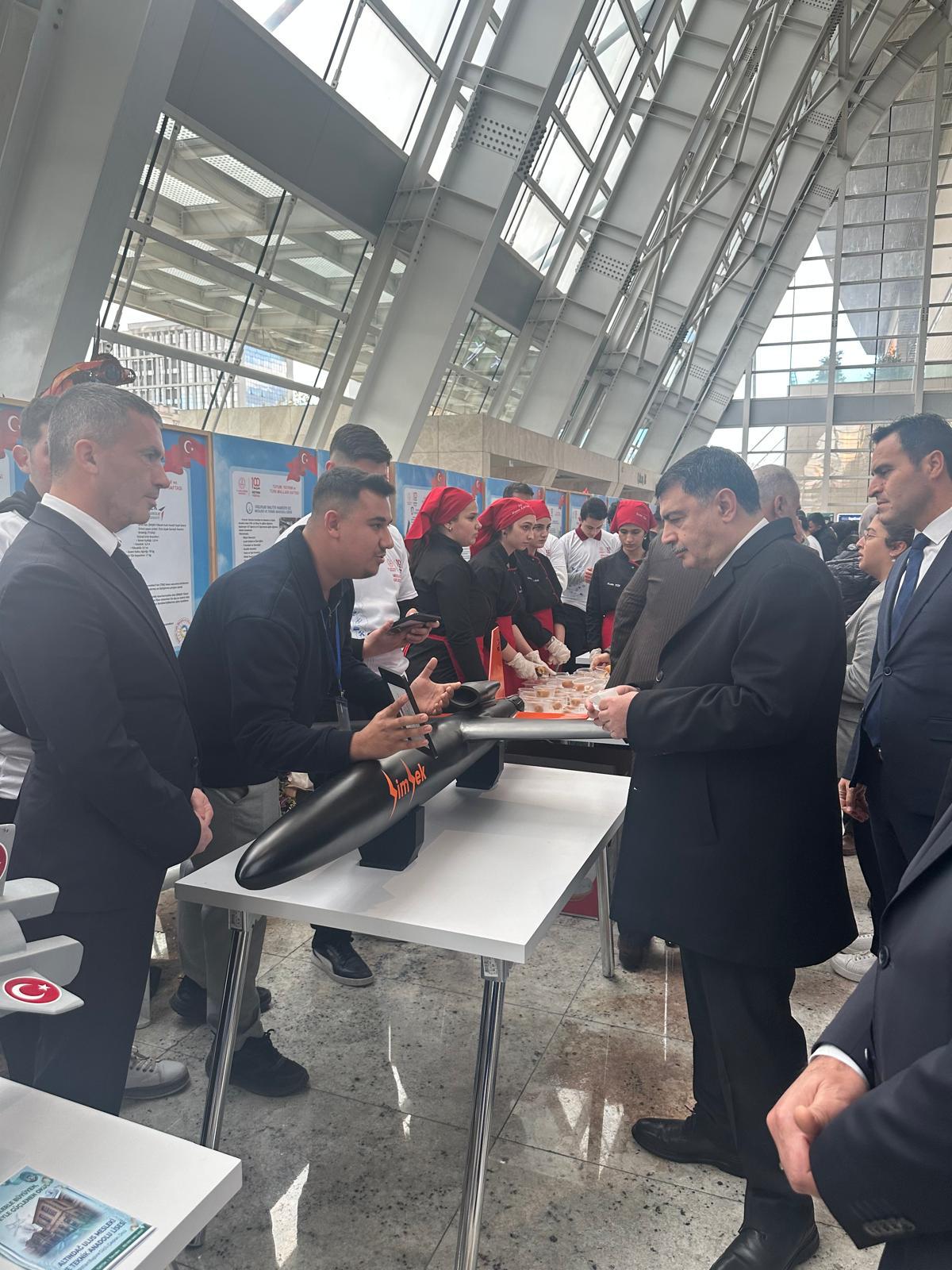 Alfa Kurt Kamikaze İha Sahneye Çıktı 7490