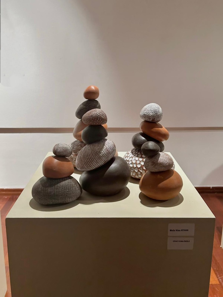 B S E U L U G E N C S E R A M I K C I L E R I Z M I R D E D U L L E R I T O P L A D I 7582