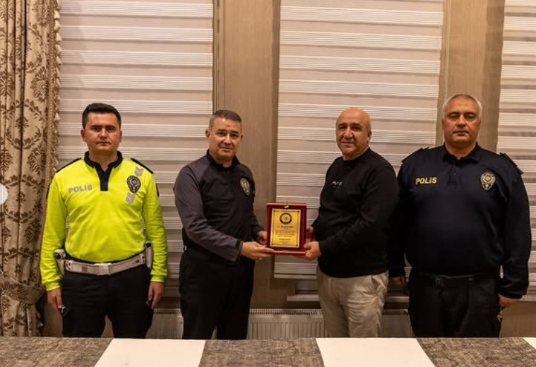 Bilecik Emniyetinde Emekliye Ayrılan Personele Veda 8047