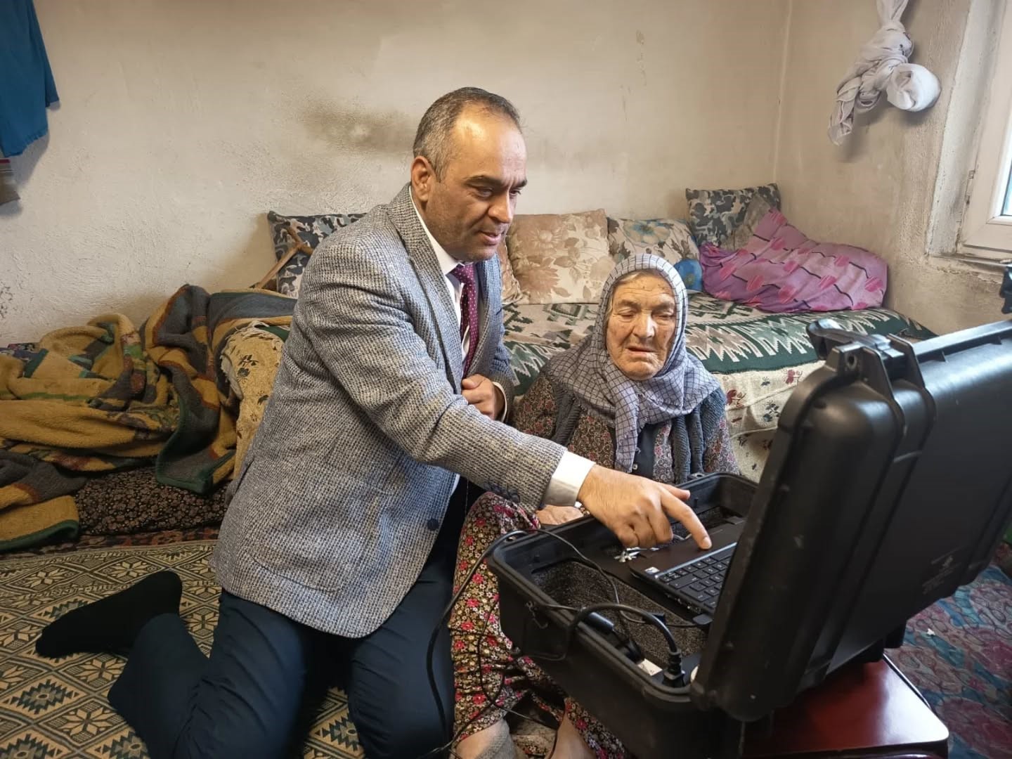 Bilecik’te Kamu Hizmeti Büyüklerin Ayağına Gitti 8292