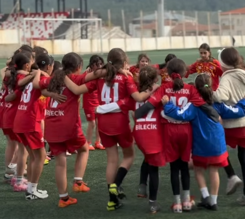 Bilecik’te Kız Futboluna Güçlü Adım 7757