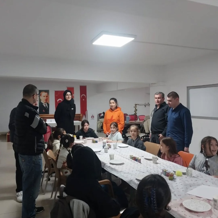 E N G E L L I L E R G U N U N E A N L A M L I D O K U N U S 6576