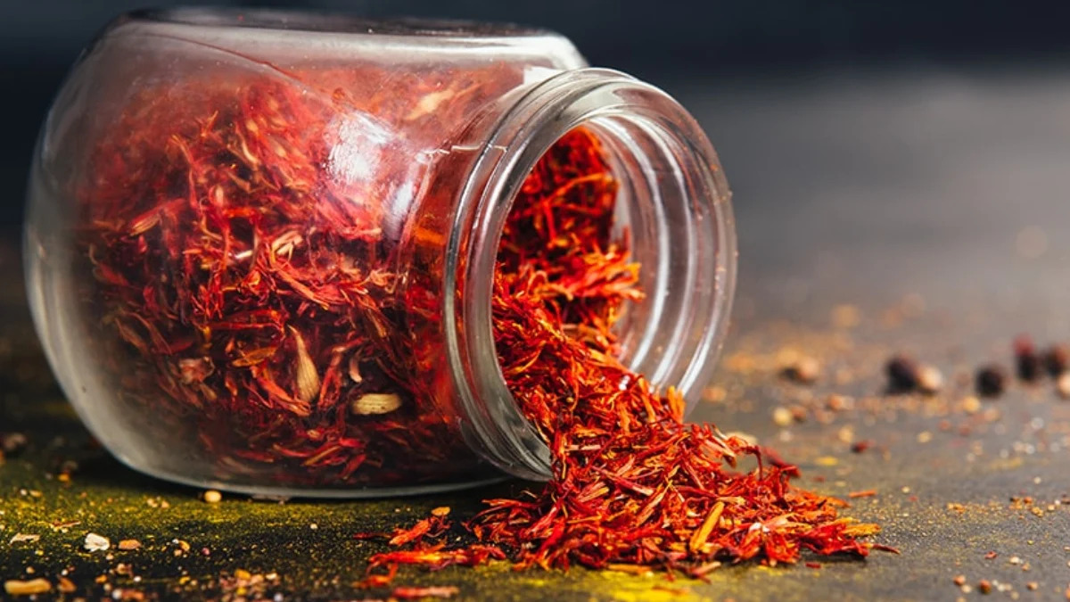 (Emi̇ne) Bilecik’te Kırmızı Altın 7331