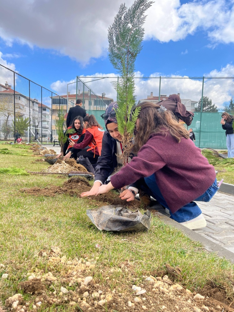 G E N C L E R L E G E L E C E G E U M U T E K T I L E R 6614