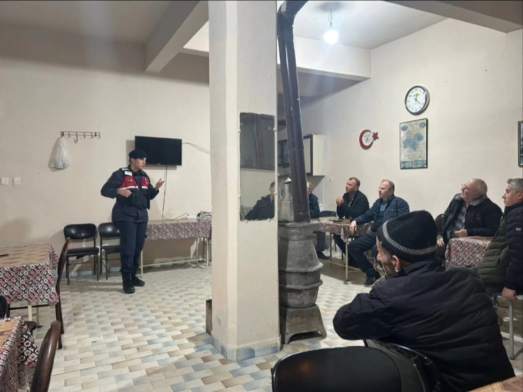 K Y K Y G E Z I P T E K T E K A N L A T T I L A R 7169