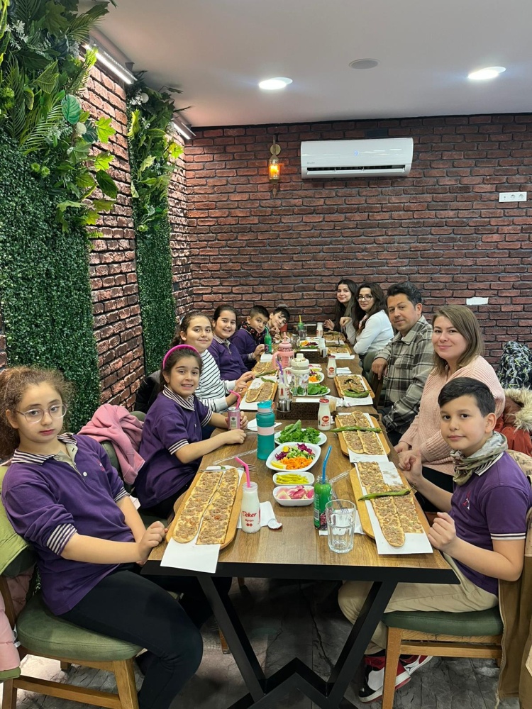 Minik Adimlar Buyuk Deneyimler 7449 (1)-1