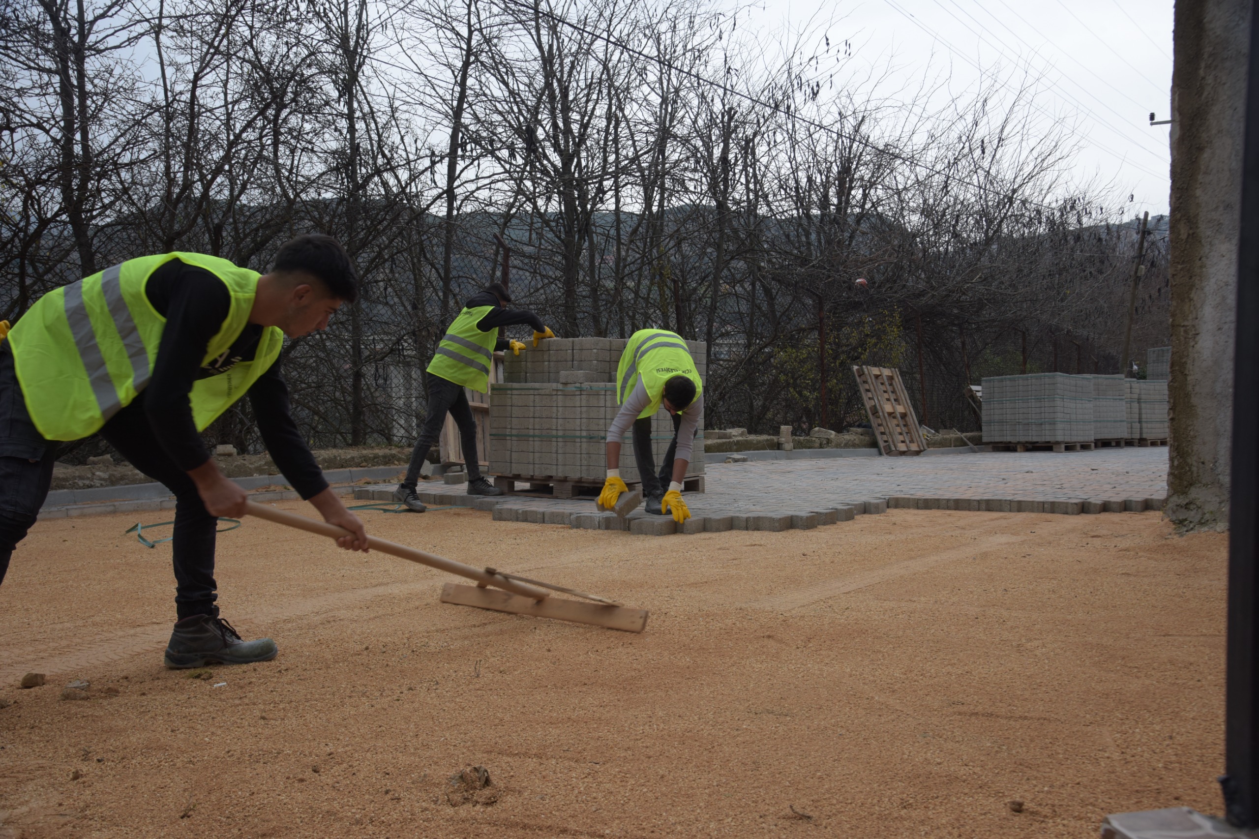 Ön Kayıboyu Sakinlerinden Tam Not Yollar Yenilendi 8107