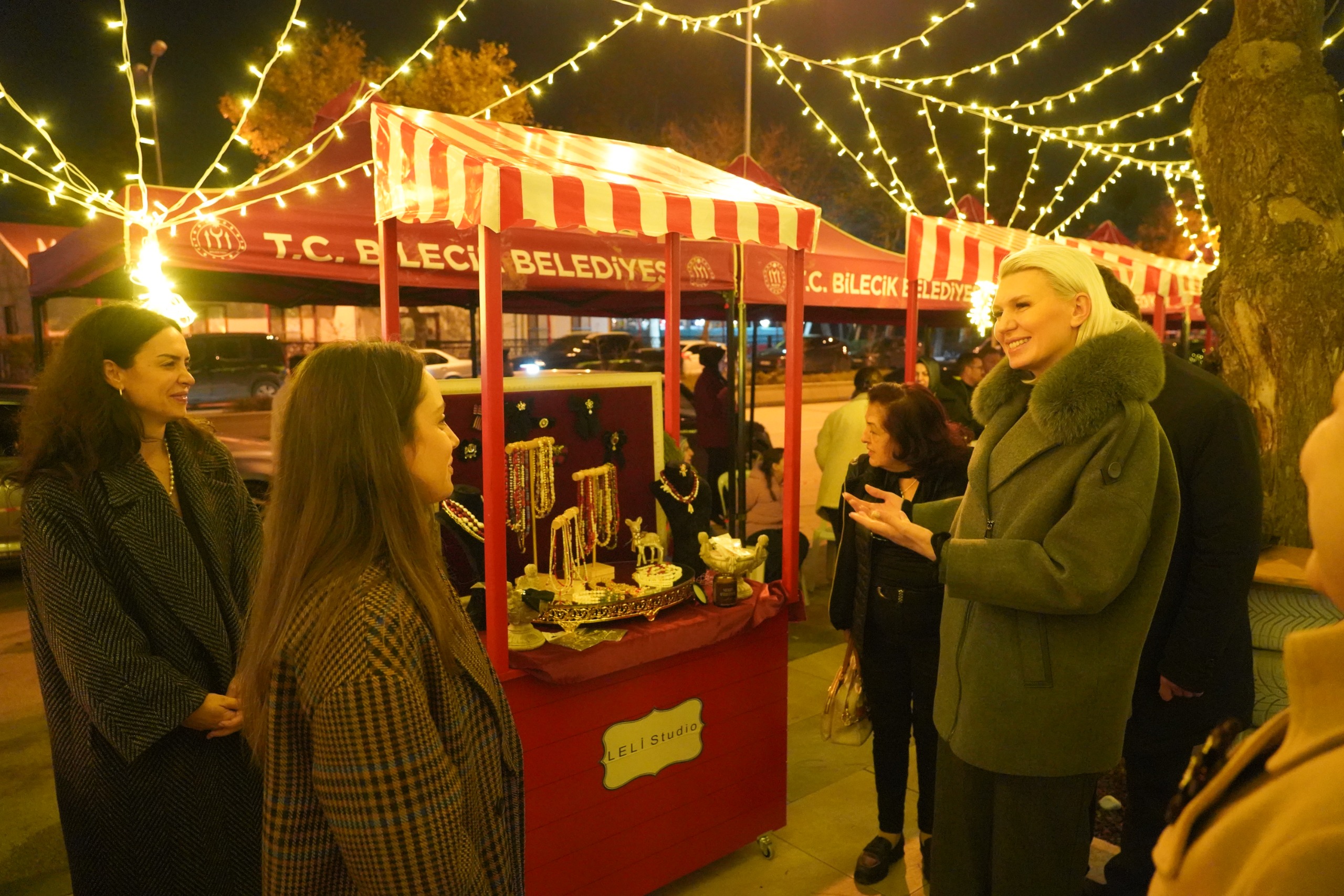 Sanat Sokağı Yeni Yıla Kapılarını Açtı 6832