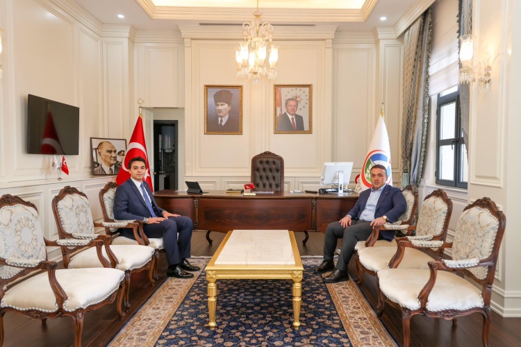 V A L I S O Z E R D E N K U R S B I R I N C I S I K A Y M A K A M A Z I Y A R E T 6759