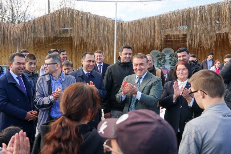 Vali Sozer 039 039 En Buyuk Engel Sevgisizliktir 039 039 6595 (1)