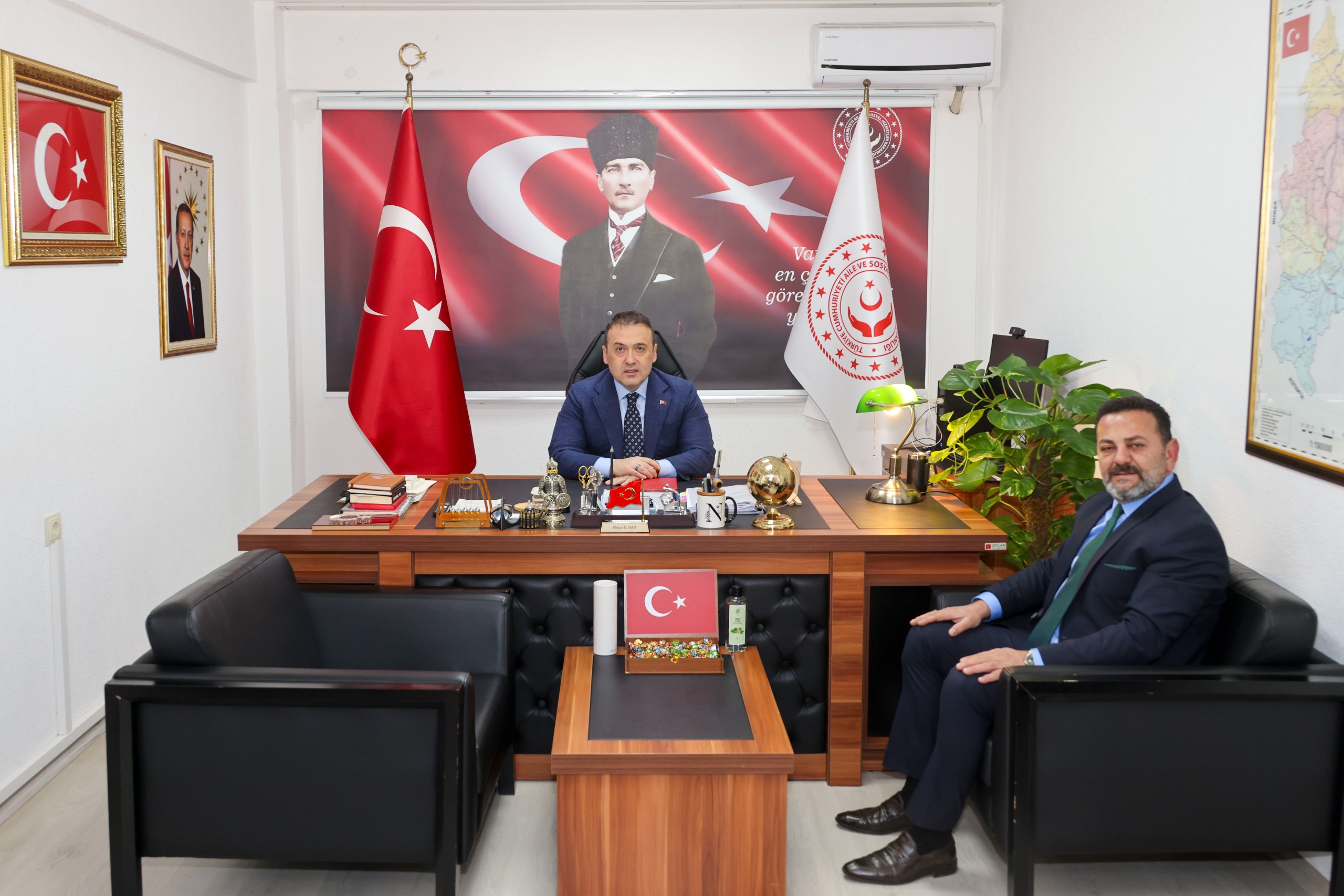 Vali Sözer’den İl Müdürü İlhan’a İade I Ziyaret 8330