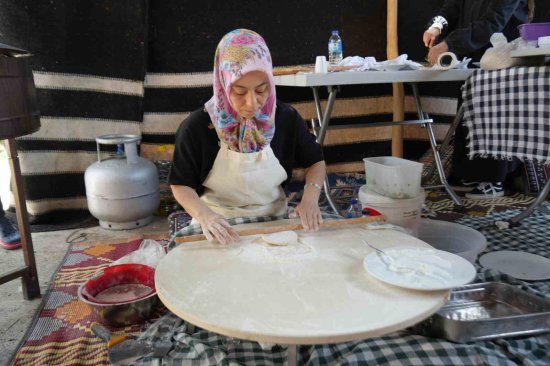 Y O G U R T L U G O Z L E M E C O G R A F I I S A R E T Y O L U N D A 7911