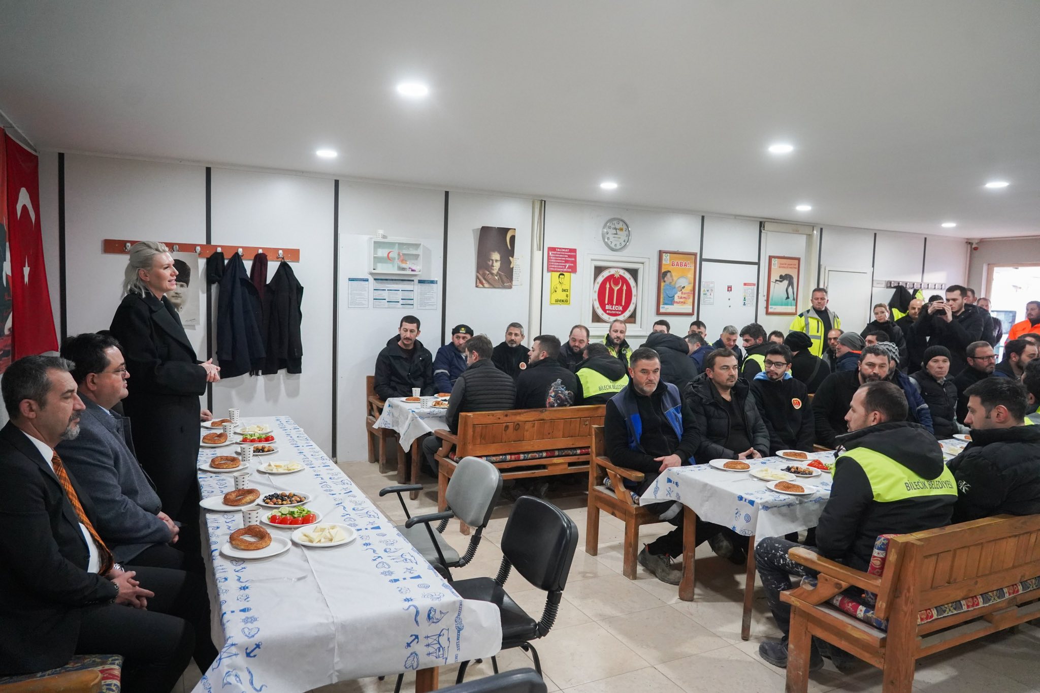 Atölye Çalışanlarıyla Kahvaltıda Buluştu 8623