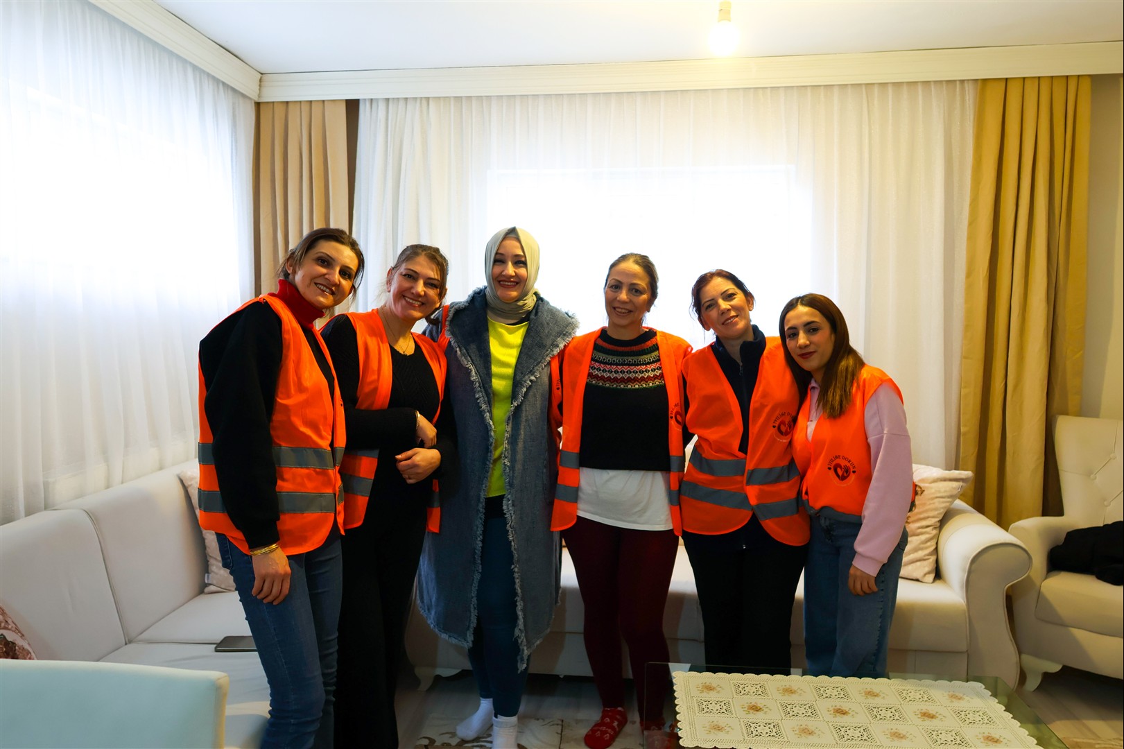 B I L E C I K 039 T E I Y I L I K Y O L D A K A L M A D I 8438