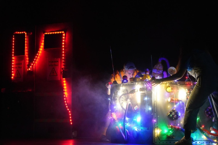 B I L E C I K T E C O C U K T I Y A T R O S U N D A R E N K L I A N L A R 9393