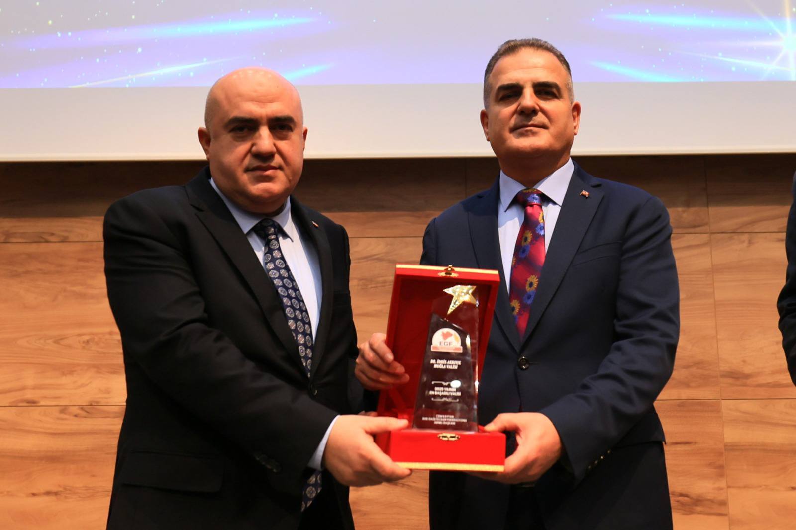 Bi̇leci̇k Tso’dan “Ege’ni̇n Enleri̇” Ödül Töreni̇ne Katki 8695