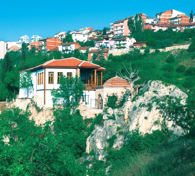 Bilecik’in Manevi Hazinesi Şeyh Edebali Türbesi 9545