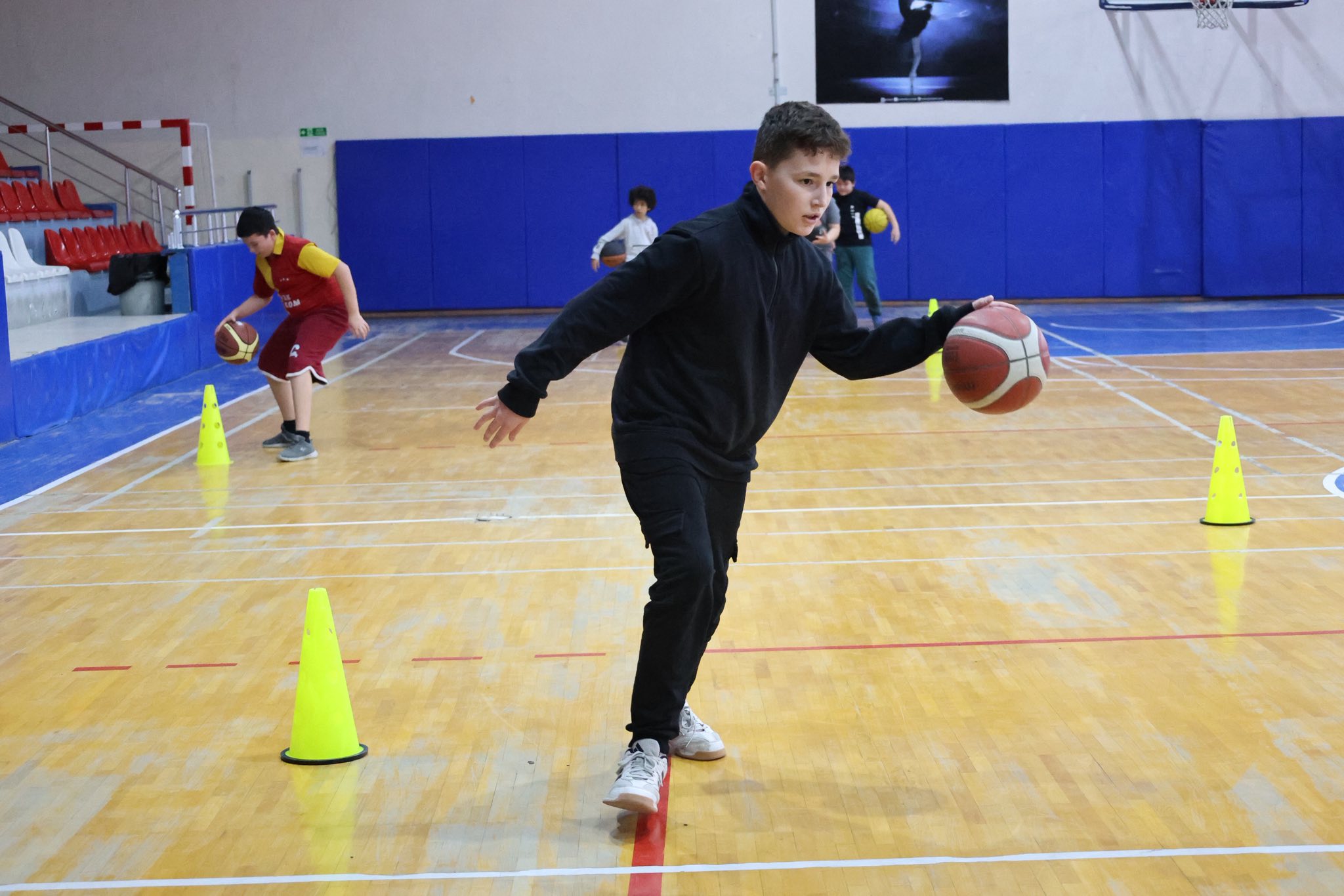 Bilecik’te Basketbol Antrenmanları Hız Kesmeden Sürüyor 9511