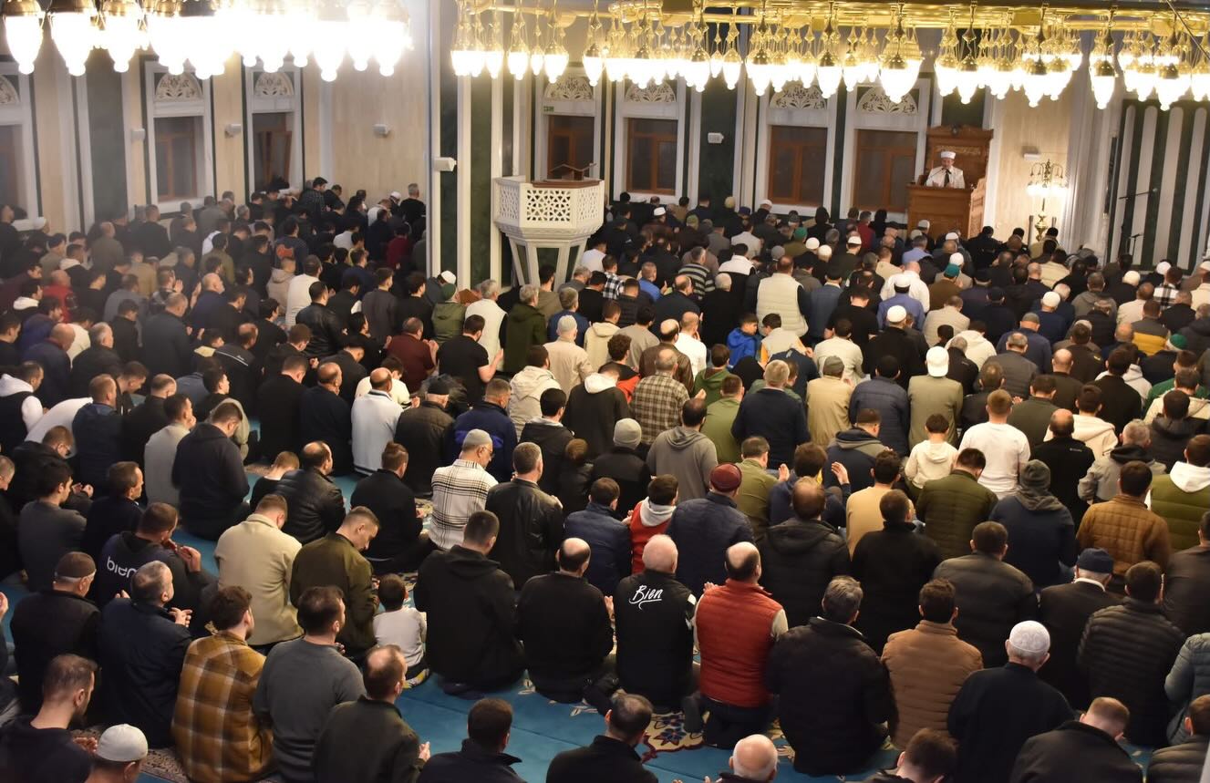 Bilecikte Camiler Doldu Taştı 9042