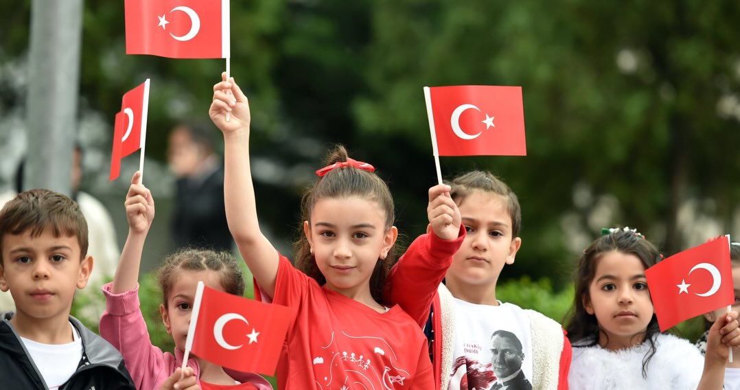 Bilecikte Okullar “Bayrak Sevgisi”Yle Başlıyacak 9694