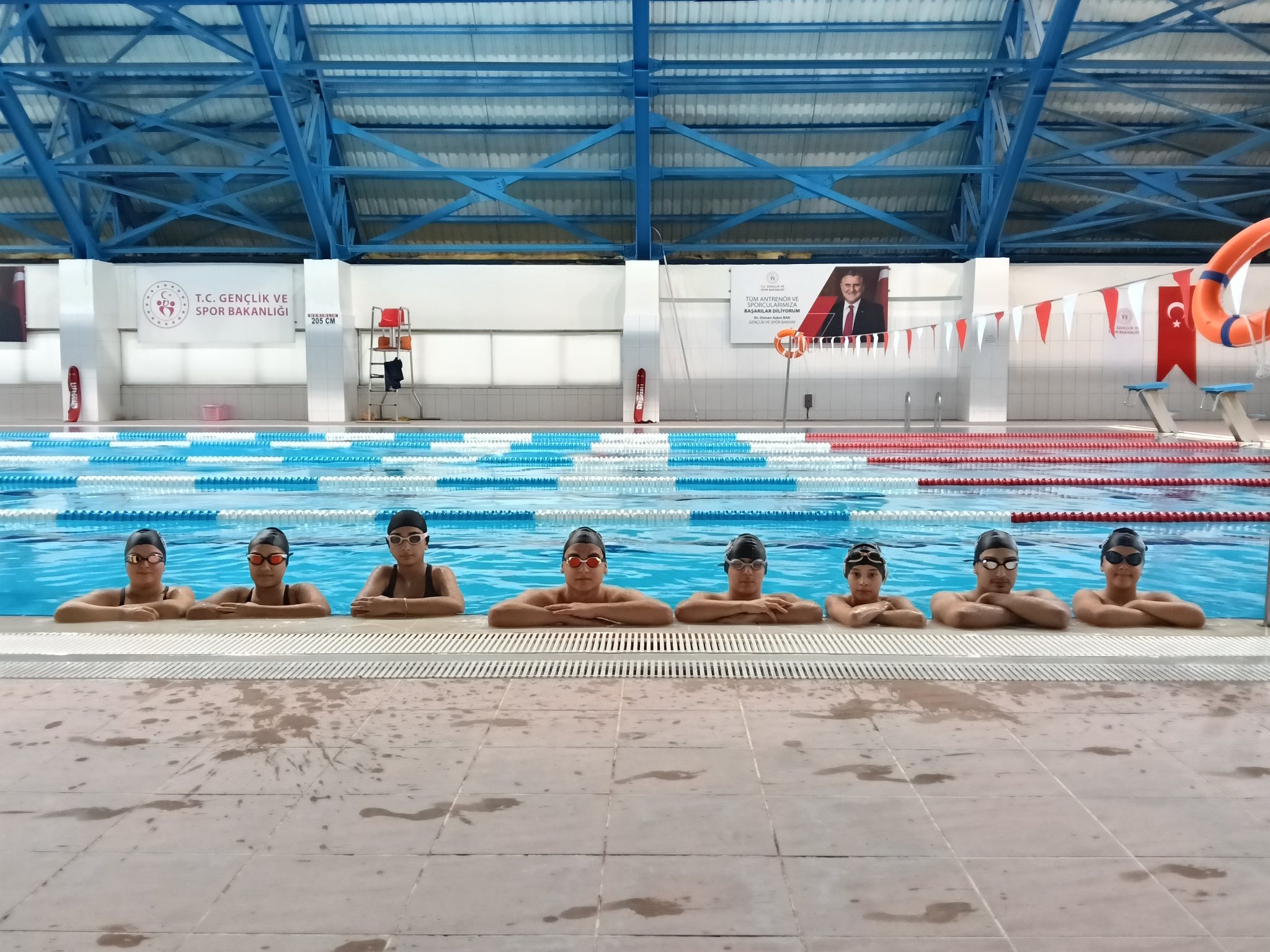 Bi̇leci̇k’te Yüzmeye İlgi̇ Artiyor 9202