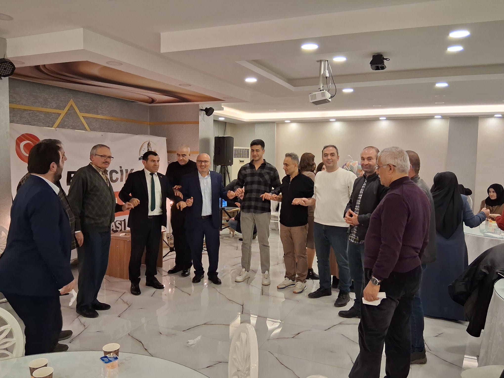 Bir Kâse Arabaşı, Bin Gönül Birliği 8840