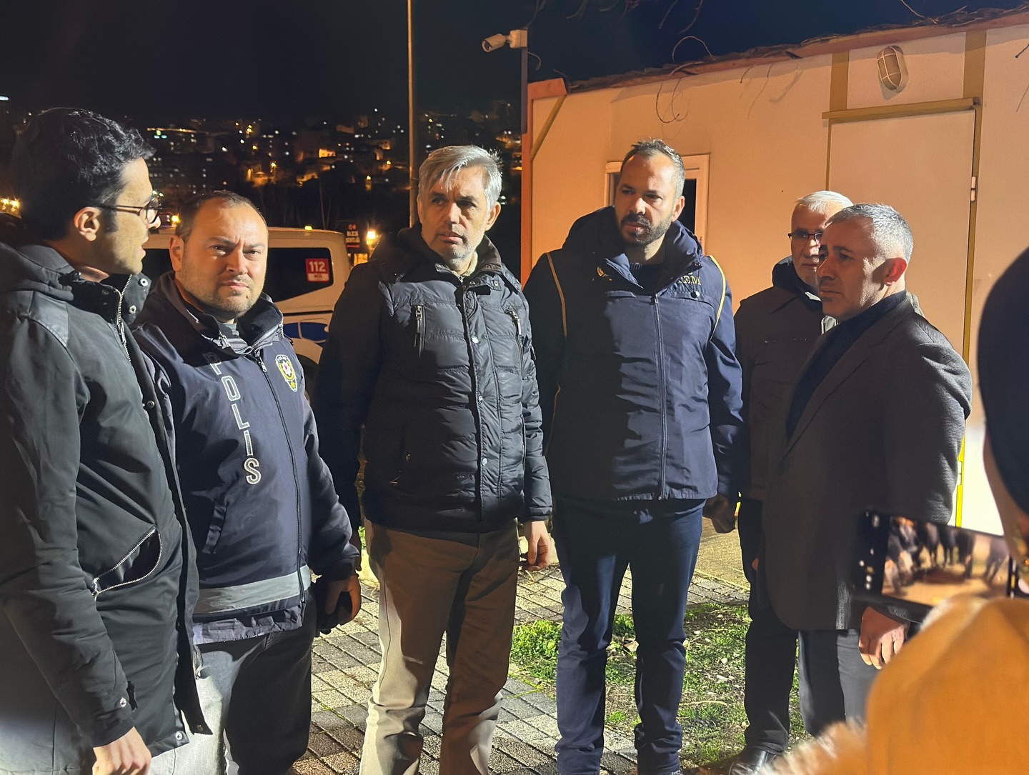 “Bir Şehir Uyurken, Nöbette Olan Yürekler Var” 8390