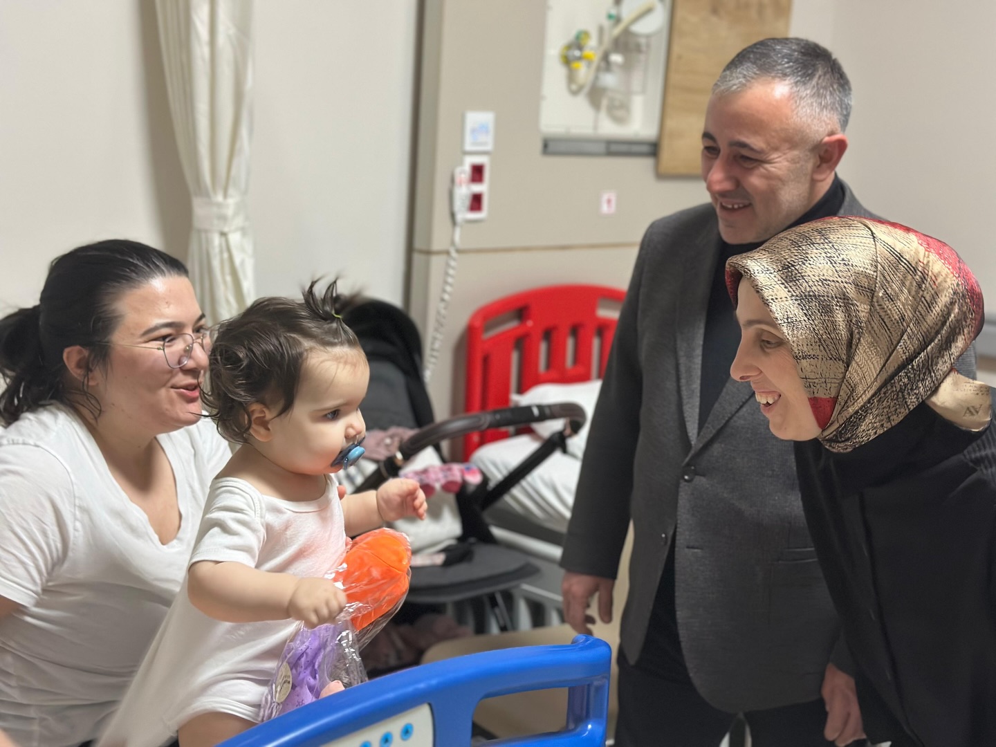 “Bir Şehir Uyurken, Nöbette Olan Yürekler Var” 8395